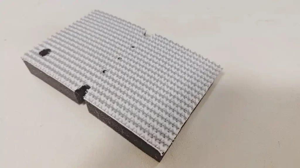 ダイソーの曲がるバスクリーナー