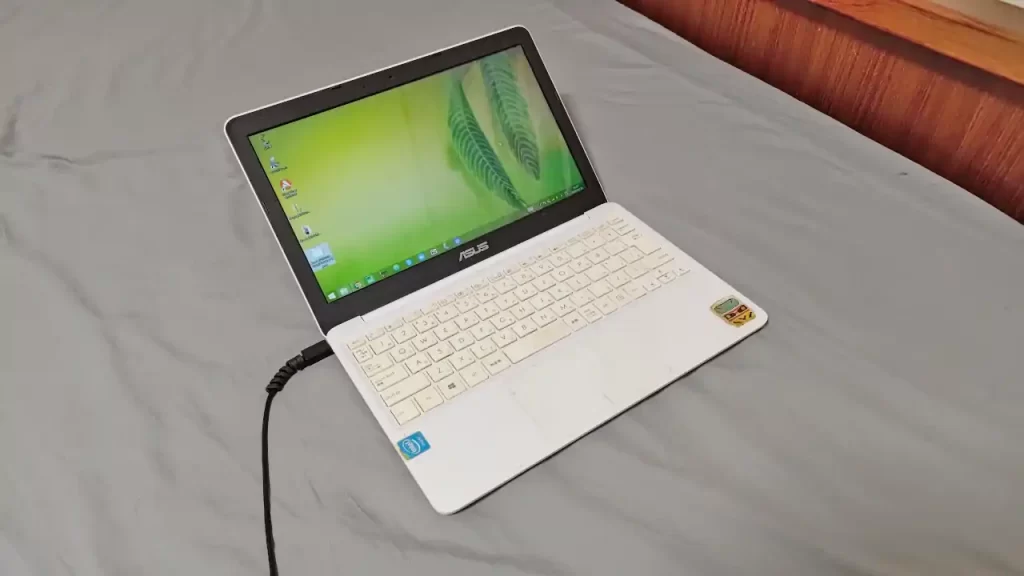 ASUS EeeBook X205TA 2026年2月ごろの写真